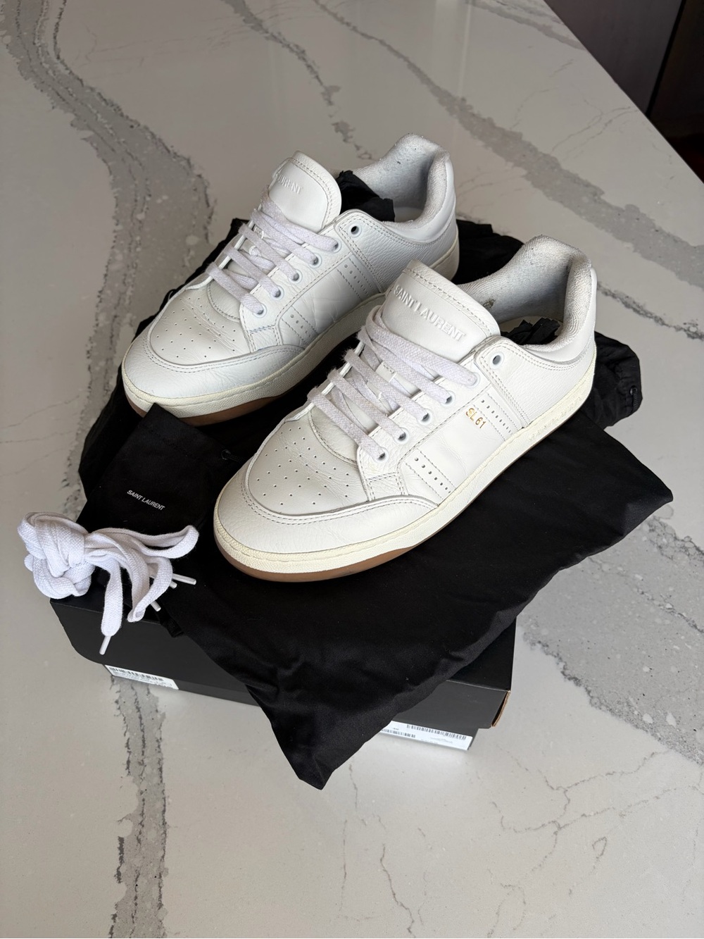 Saint Laurent Off-White Leather Low-Top Sneakers SL61
